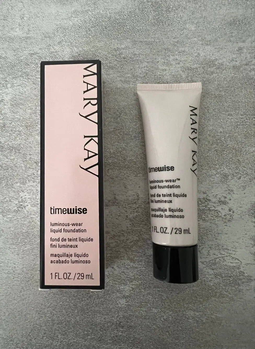 Mary Kay Beige 4 Timewise Luminous Wear Liquid Foundation NIB NOS 038707